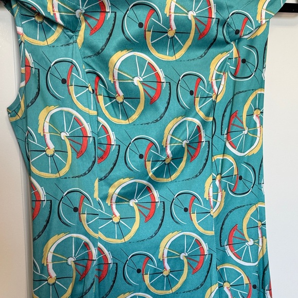 Bettie Page Turquoise Bicycle Print Dress - Picture 3 of 6